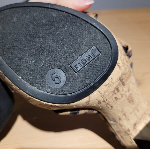 Fioni Brown Women 3.5" Mule Heels Faux Leopard Pattern Shoes 5 - Picture 7 of 8